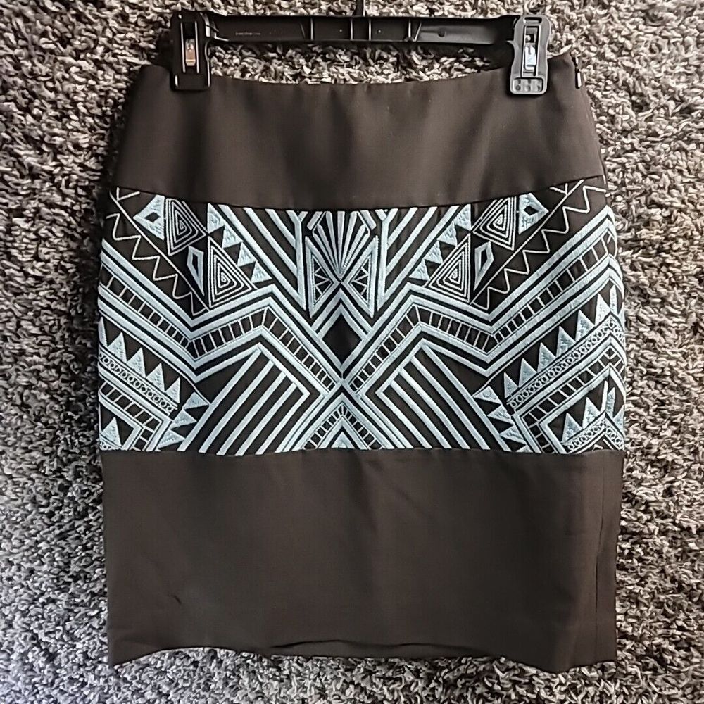 Etcetera Skirt Women's Sz 2 Brown w/aqua blue‎ Aztec Embroidered Straight